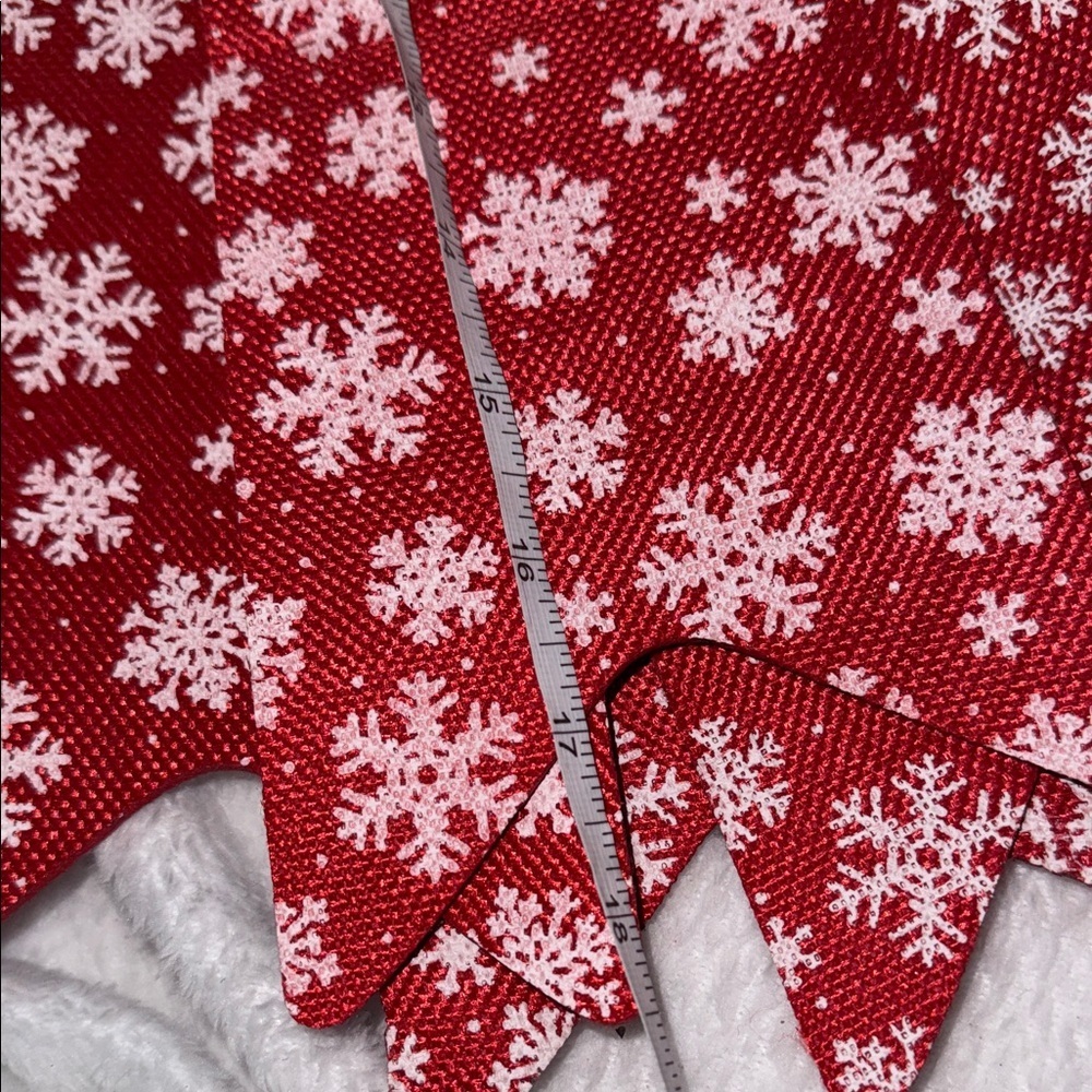 Red Snowflake Decorative Bows - Picture 4 of 5